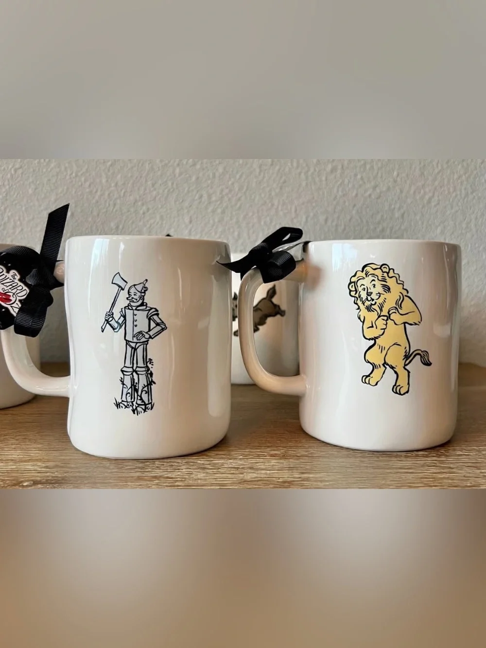✨ Rae Dunn Wizard of Oz Mugs – Set of 4 – NEW ✨